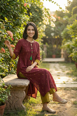 Garnet Gilt Pintuck Long Slit Kurta