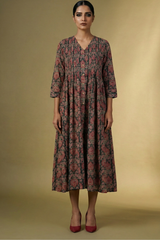 Emerald Garden & Scarlet Petals V-neck Infinity Pintuck Dress