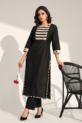 Black Luxe Weave Long Kurta With Yoke & Slit