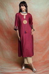 long viscose silk kurta with slit- magenta orchid & gleaming gold