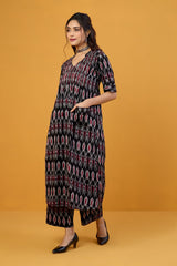 Ebony Ruby Fusion Stand Collar Pintuck Kurta