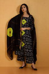 Co-ord Set Chalkboard Citrus a-Line Applique Panelled Kurta & Pants