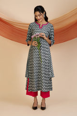 Ash Rose Sprinkle Ikat Long Kurta with Side Twist