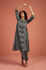 Co-ord Set Earthbound Panelled Kurta & Pants