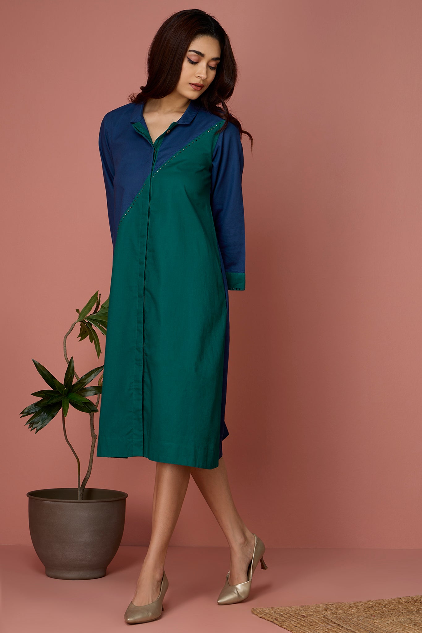 cross shirt dress - Indigo & Emerald