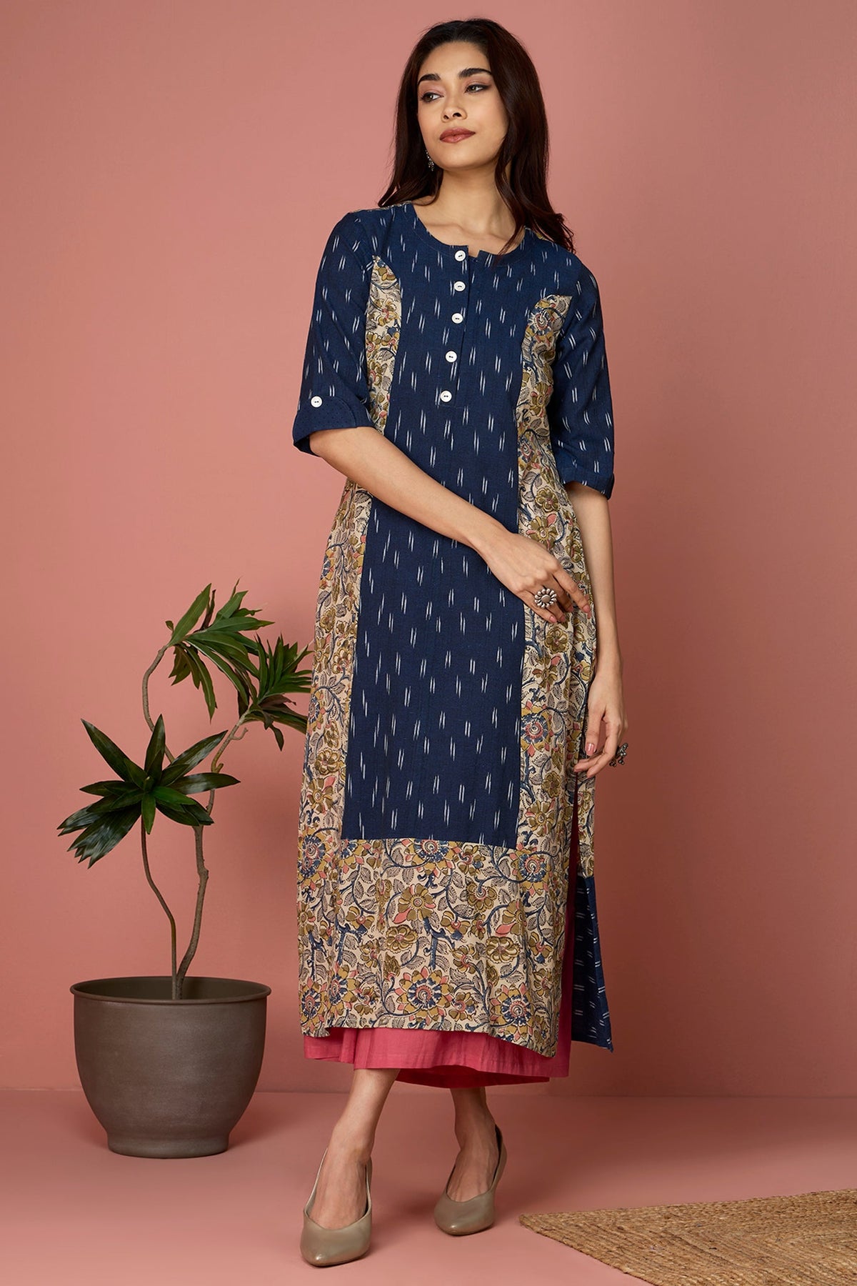 long panelled kurta with slit - Sapphire & Fuchsia