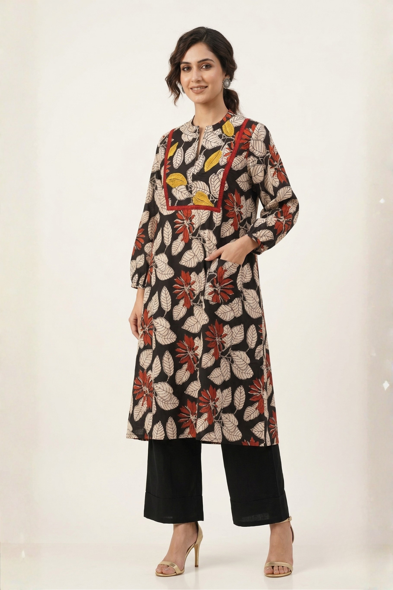 Black Flora Cotton Dress With Patch Pocket