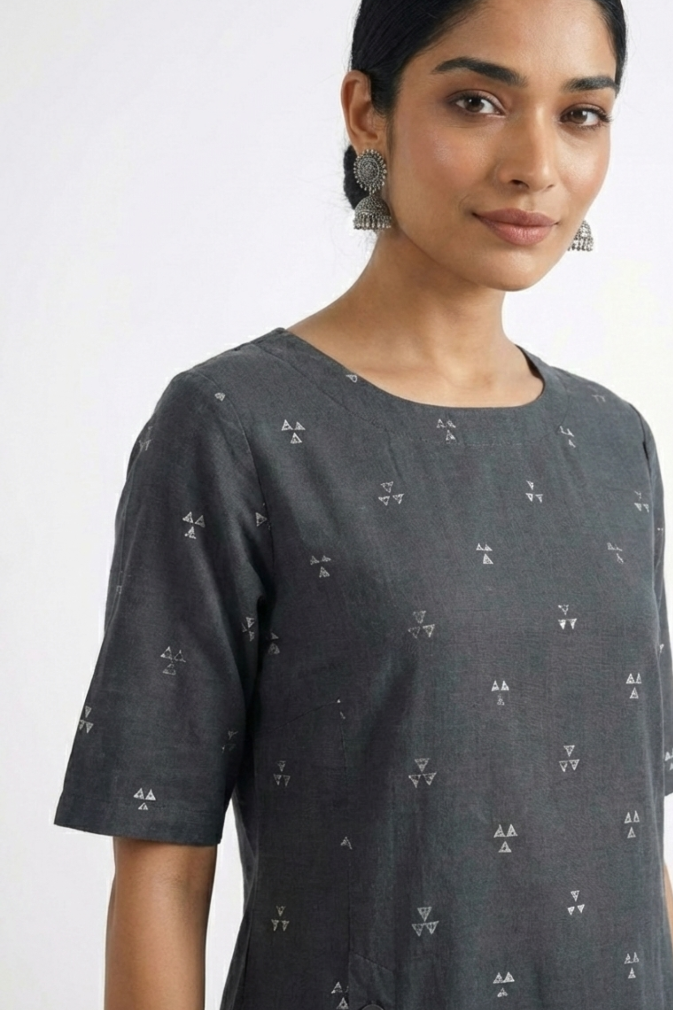Co-ord Set Slate Triangle Weave Cotton Side Button Adjustable Slit Kurta & Pants