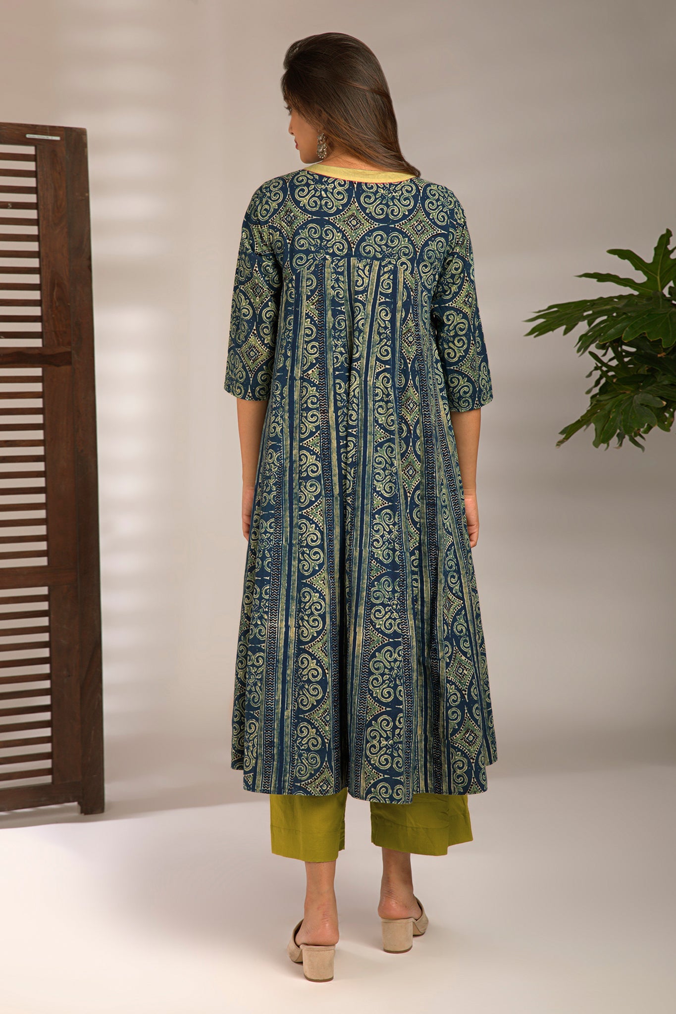 anarkali and many panels - wondrous blue & waterscapes