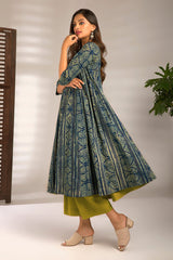 anarkali and many panels - wondrous blue & waterscapes