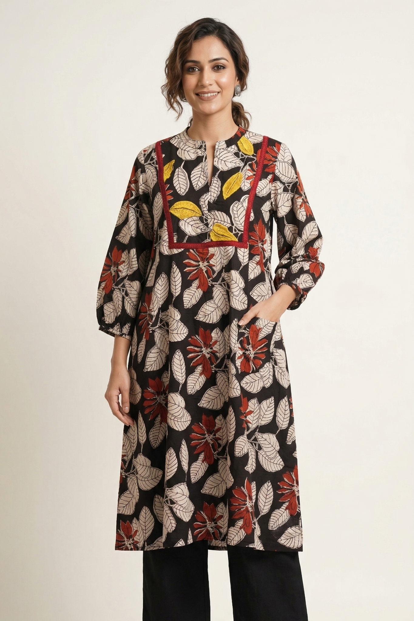 Black Flora Cotton Dress With Patch Pocket