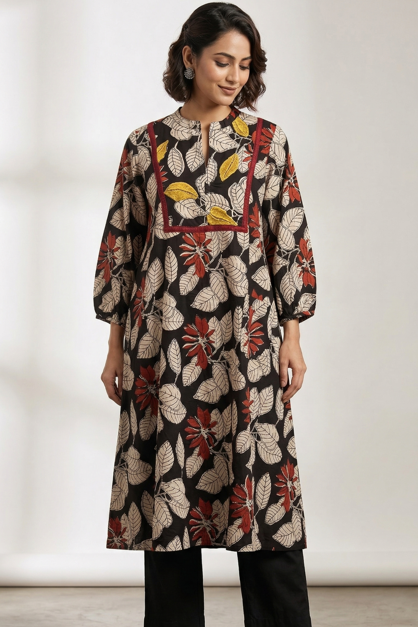 Black Flora Cotton Dress With Patch Pocket