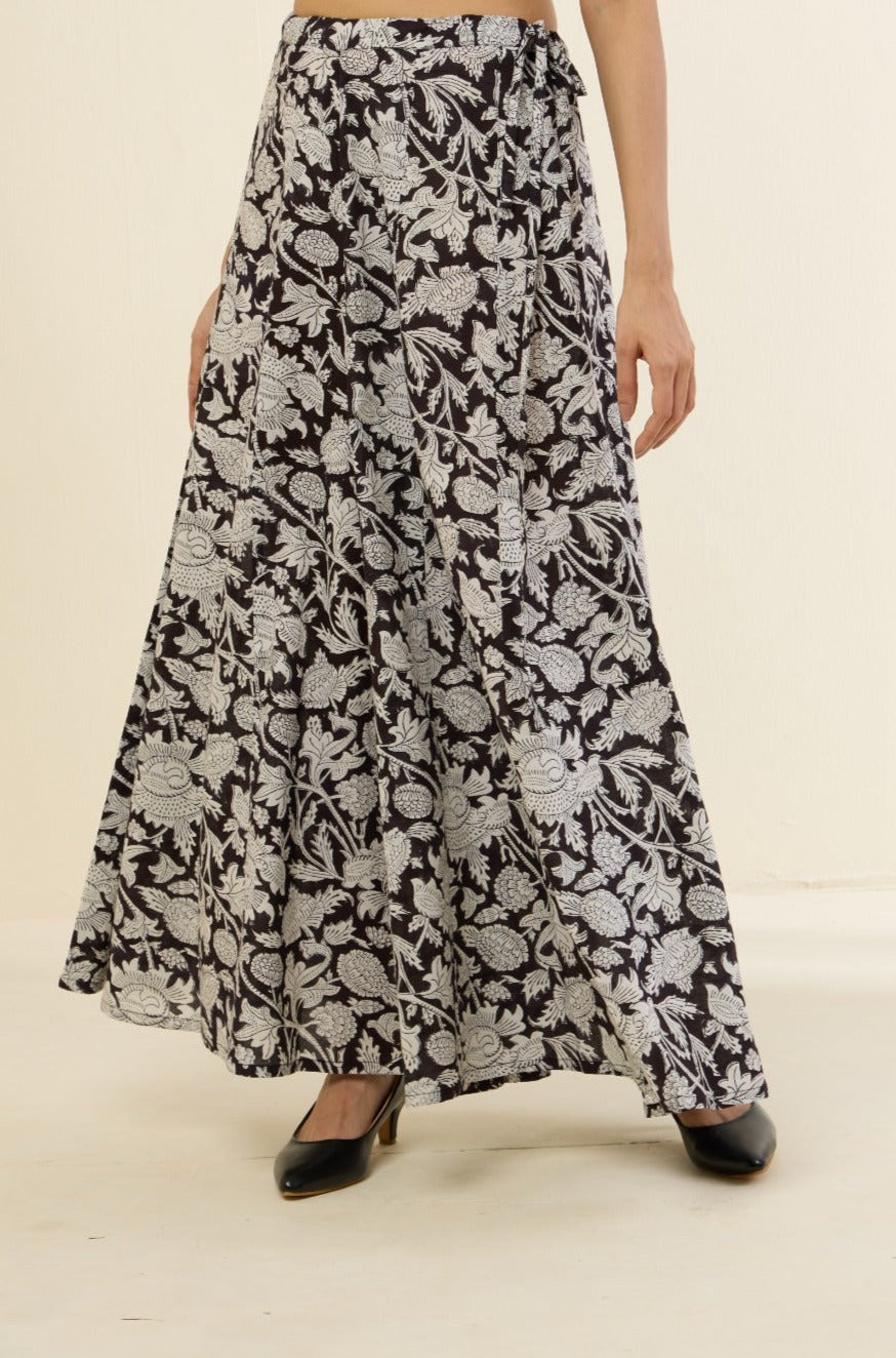 Co-ord Set Ebony Blossom Whispers Tunic & Sharara (Set of 2)