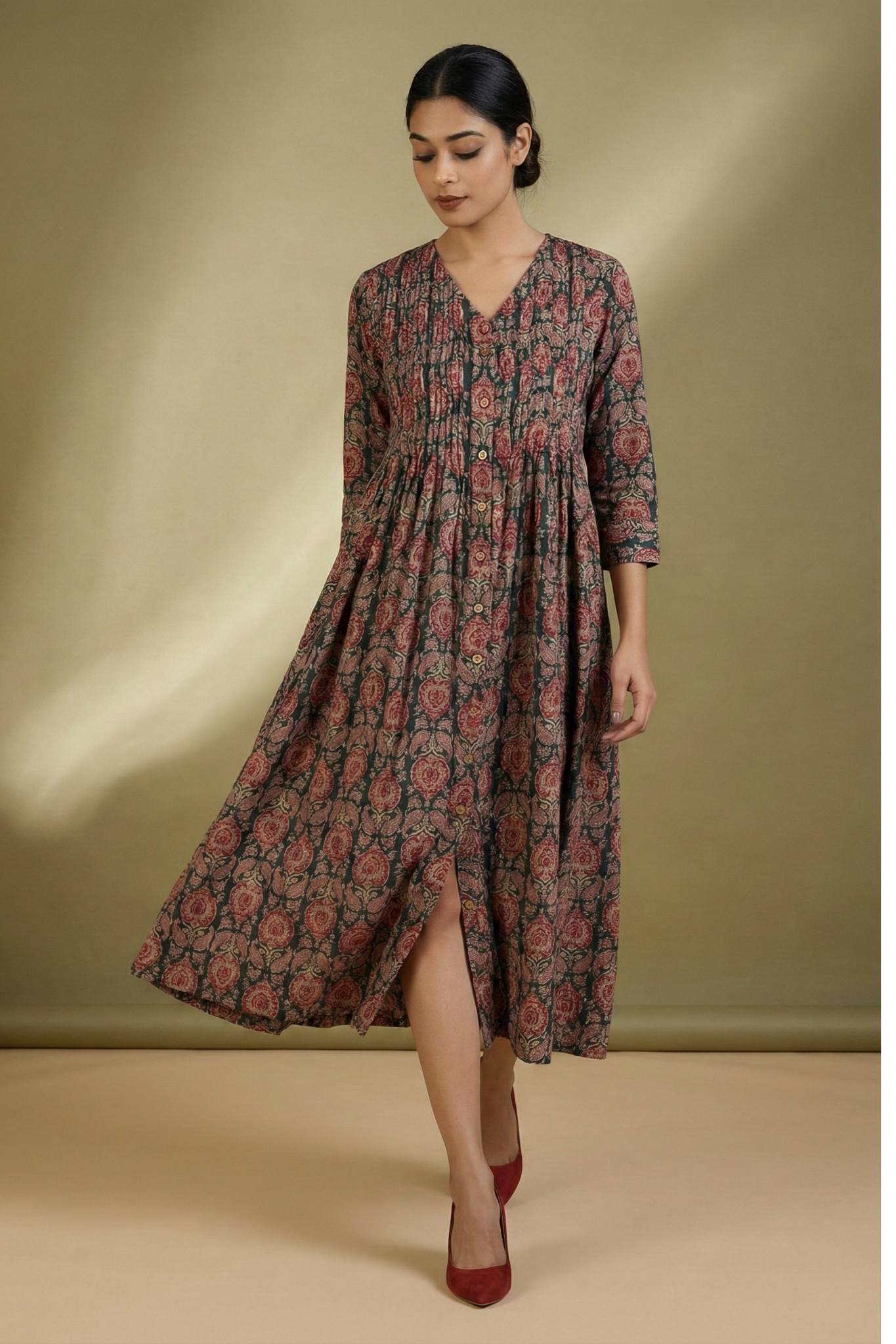 Emerald Garden & Scarlet Petals V-neck Infinity Pintuck Dress