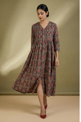 Emerald Garden & Scarlet Petals V-neck Infinity Pintuck Dress