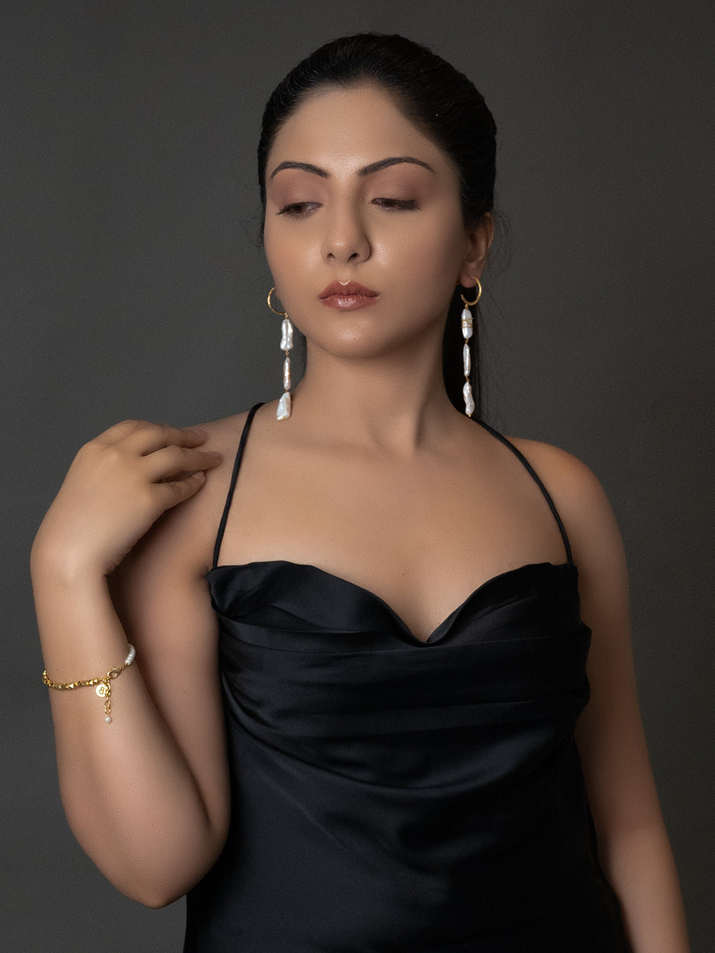 jewelry - berserk - Mesh Pearl Drop Danglers