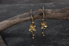 jewelry - berserk - gold plated floral vine loops