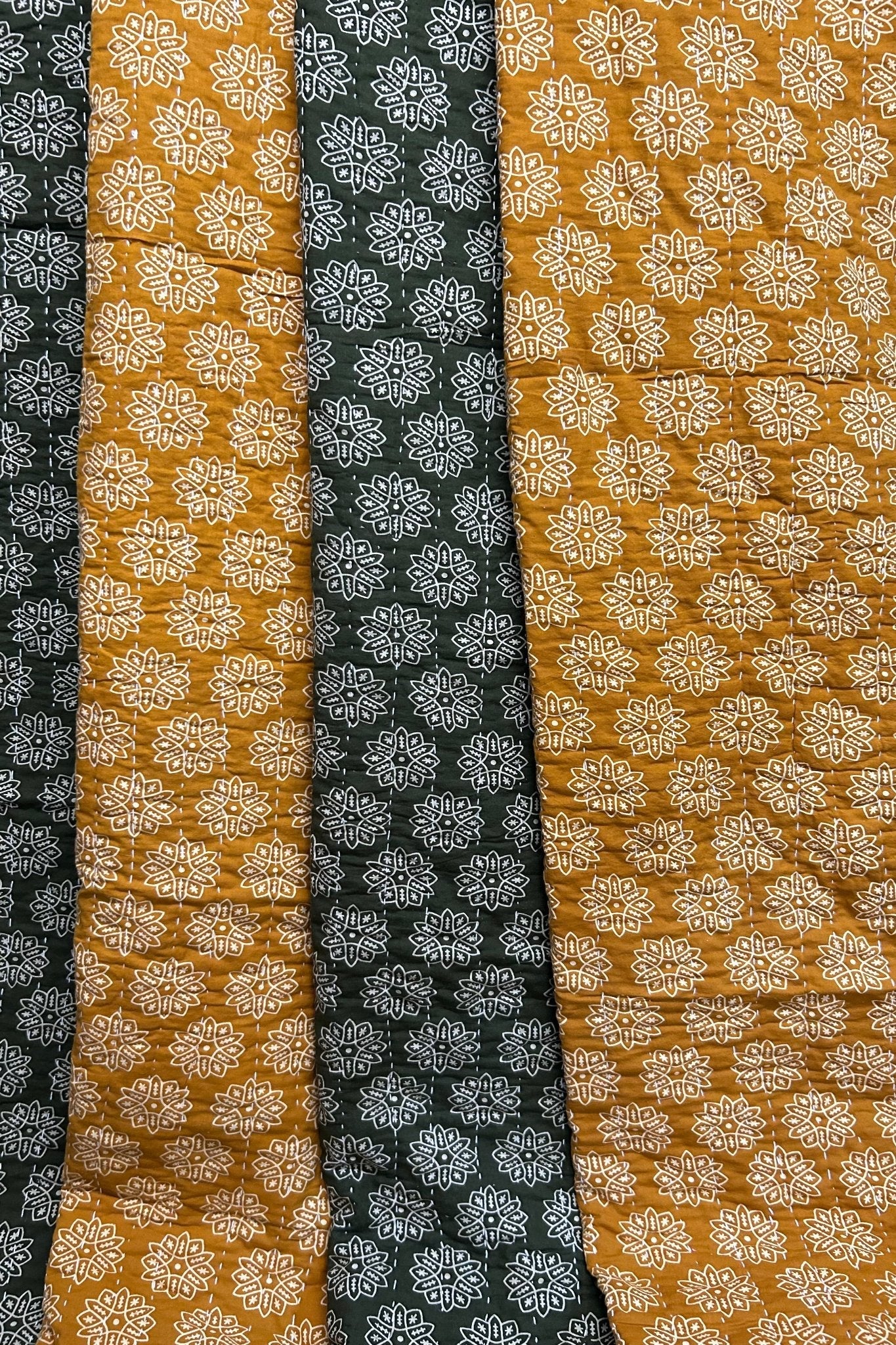 handcrafted reversible mashroo double quilt with filler - Evergreen Spice & Royal Petites
