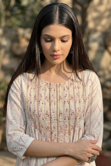 Ivory Zigzag Bloom Cotton Kurta With Pintuck