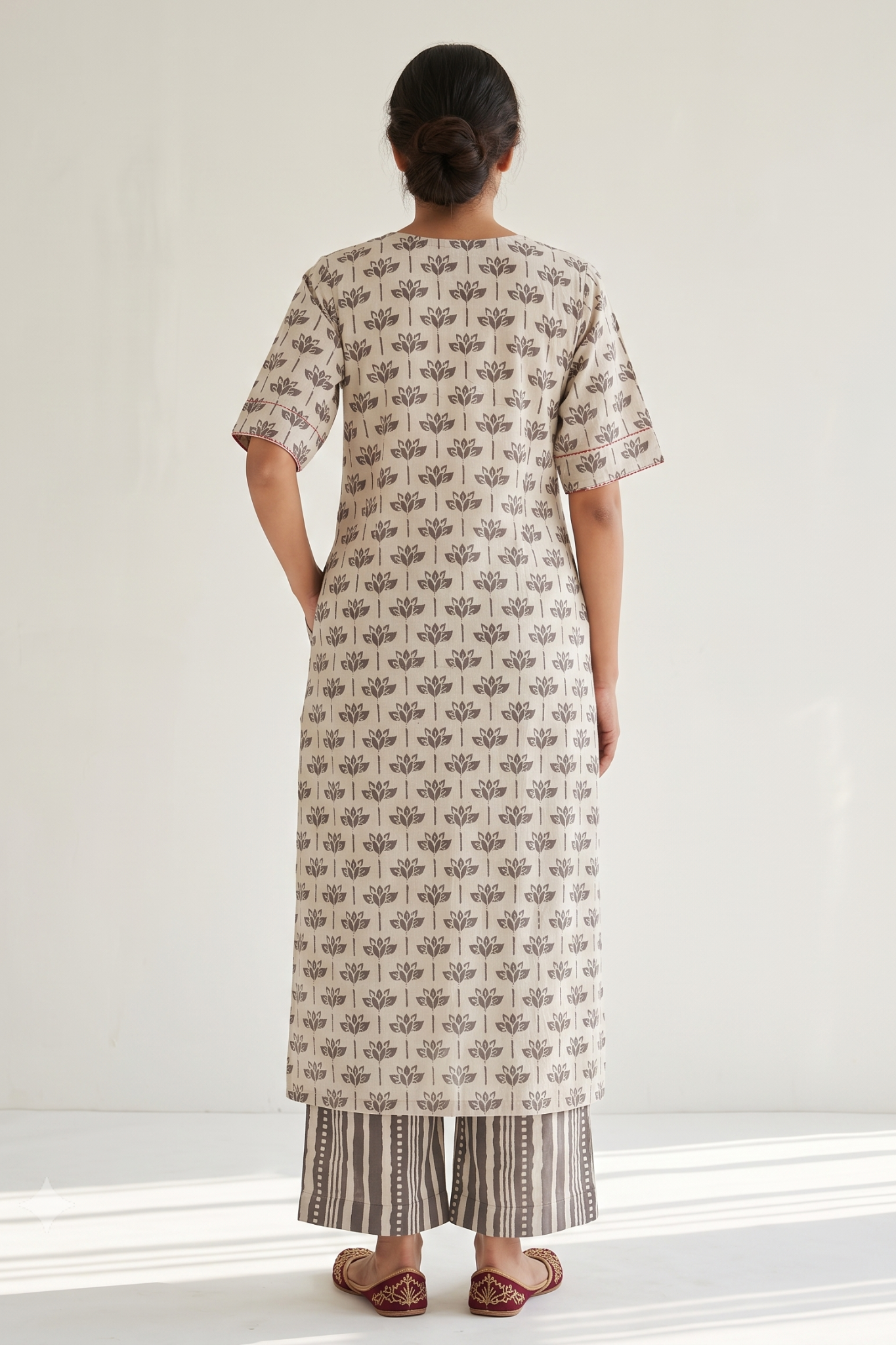 Kashish Grey Petal Bloom Side button Front Slit Kurta