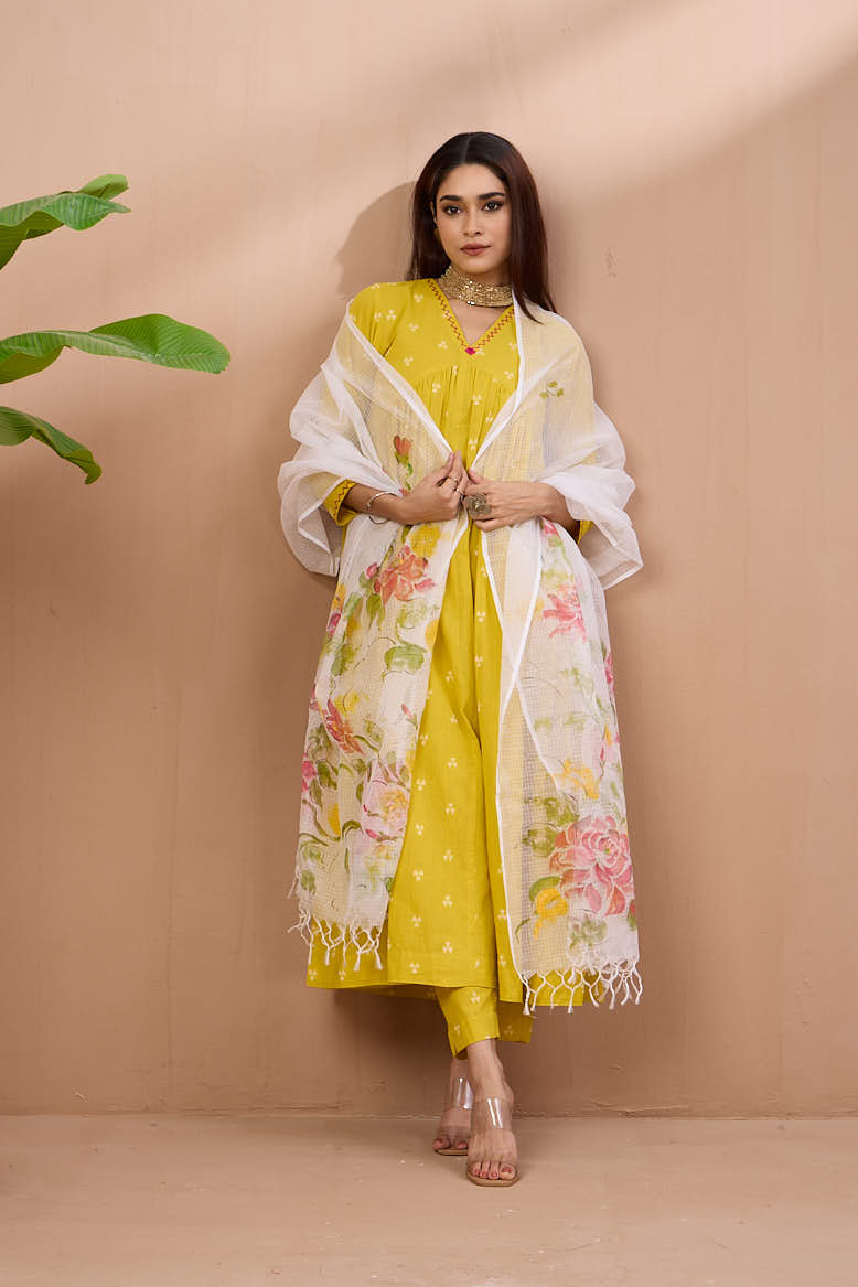 hand-painted kota dupatta - pink roses & leaves