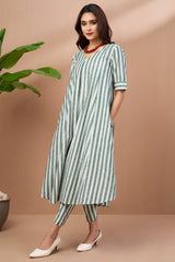 co-ord set box pleated v-neck kurta - jade stripes