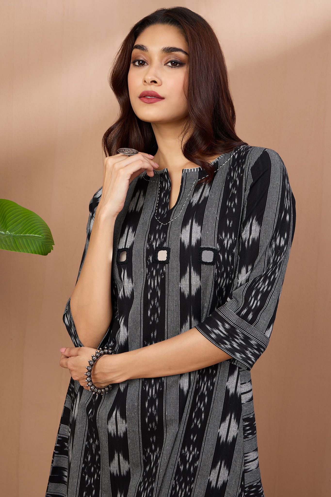 co-ord set long kurta with side twist - shadow streaks