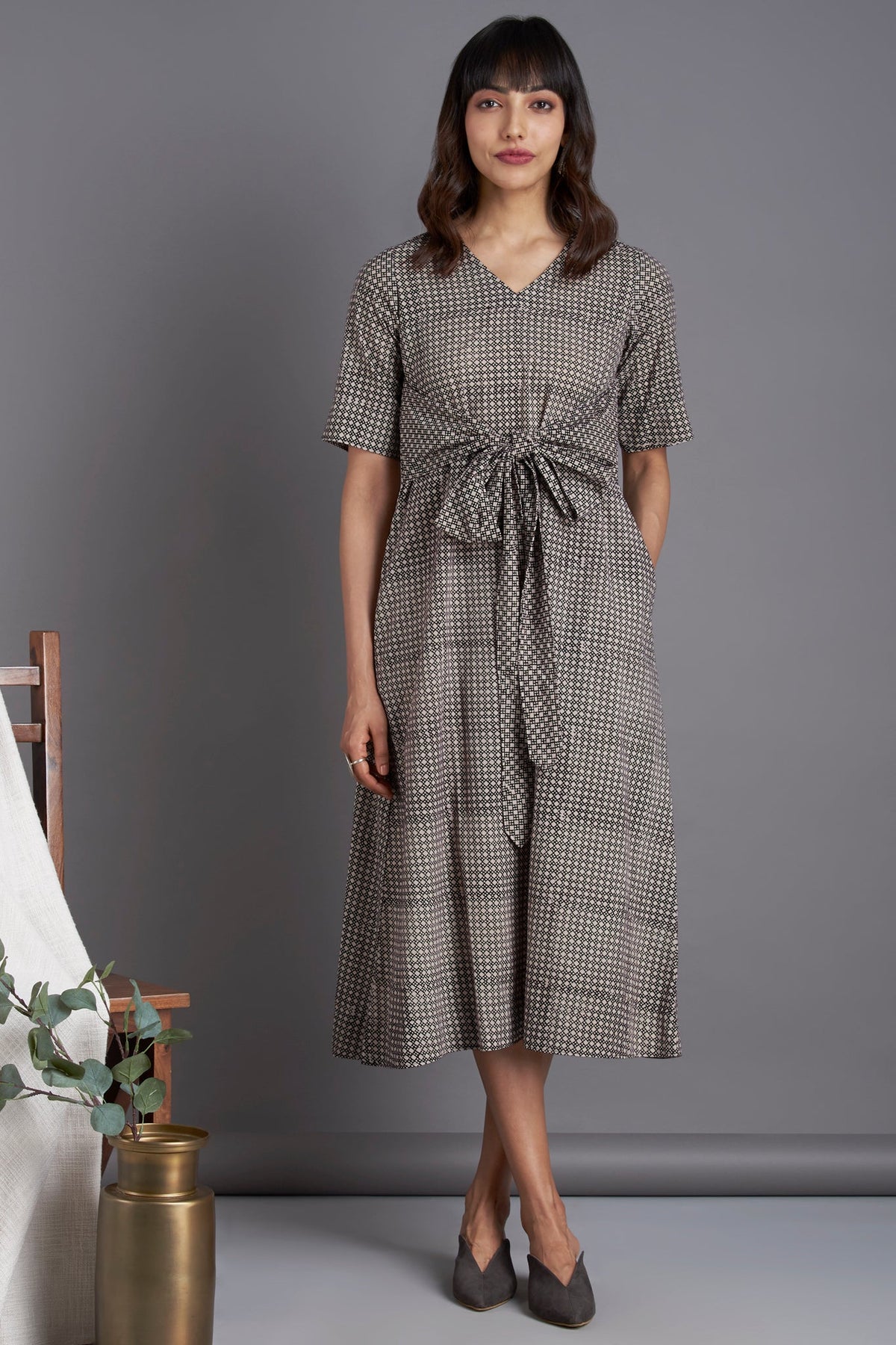 midi dress with belt - monochrome motif & serene oasis