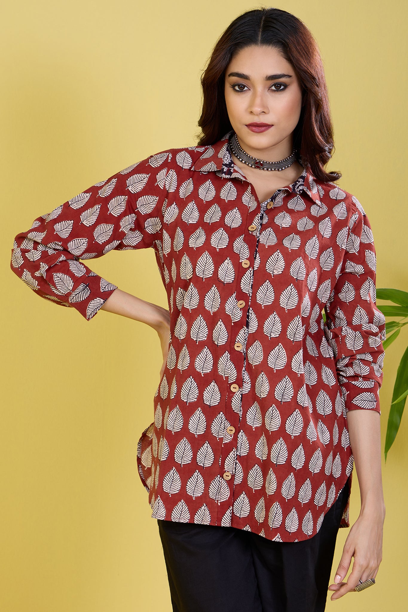 button down bagh red carmine leaves
