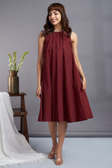 marsala valley - sleeveless crew neck gather dress with gold lines
