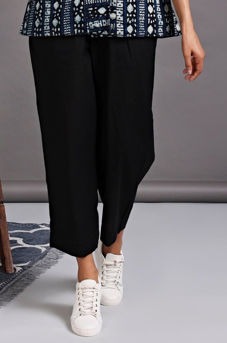 comfort fit ankle length narrow pants  - black poplin cotton