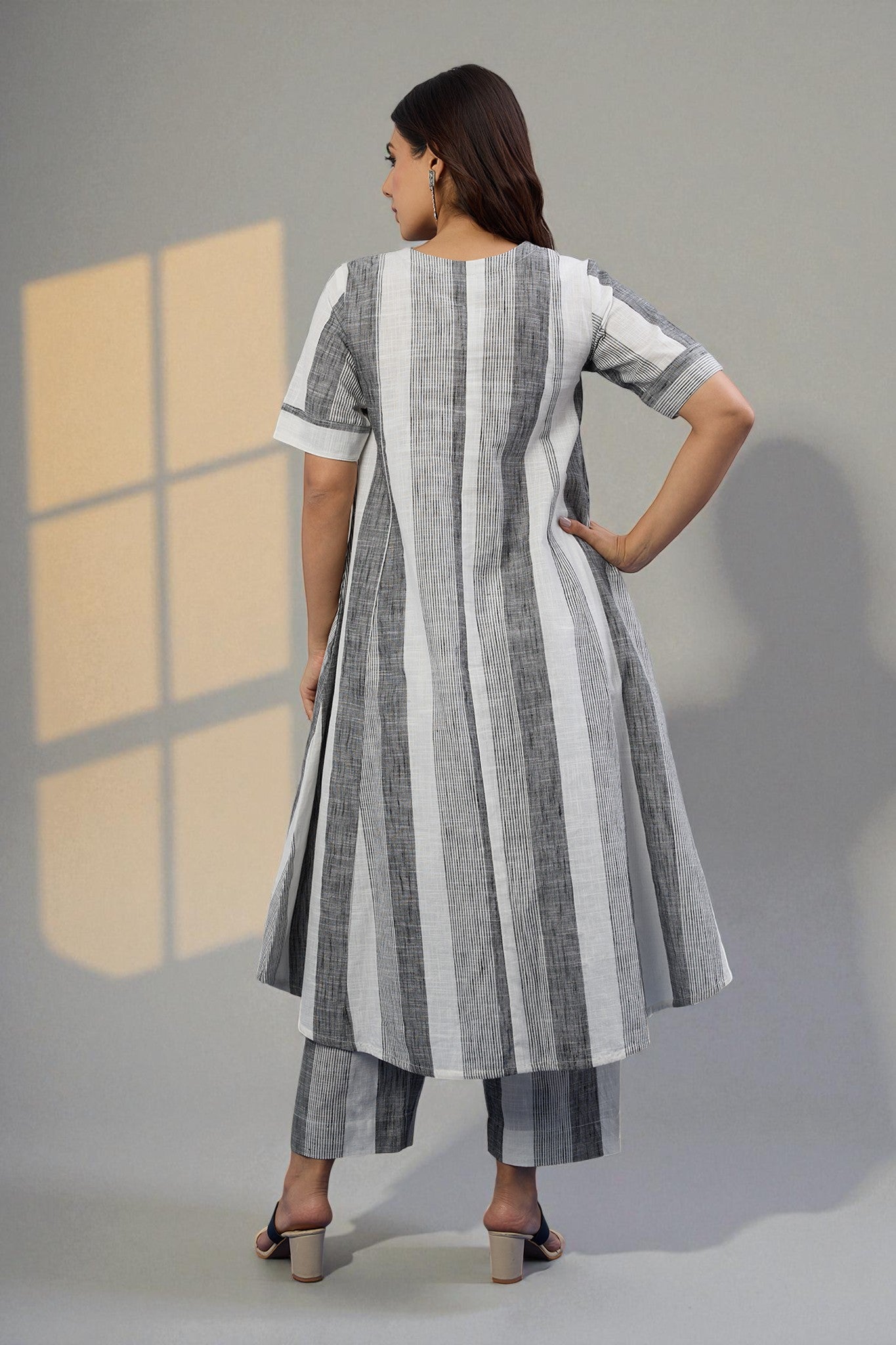 Co-ord Set Ash Bands Modern Box Pleated Cotton Kurta & Pants