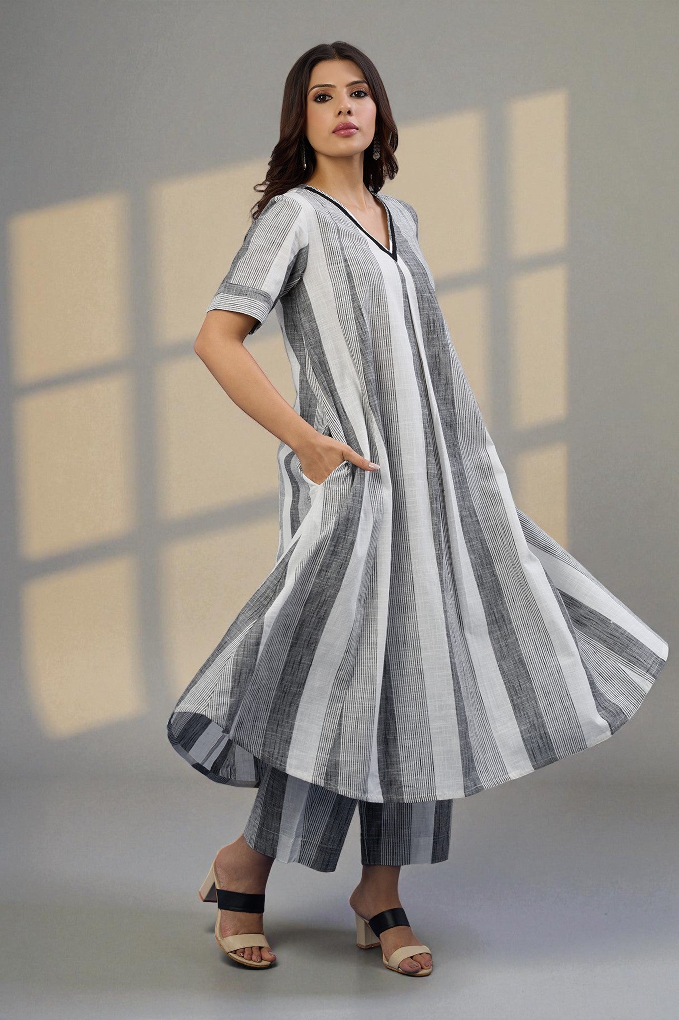 Co-ord Set Ash Bands Modern Box Pleated Cotton Kurta & Pants