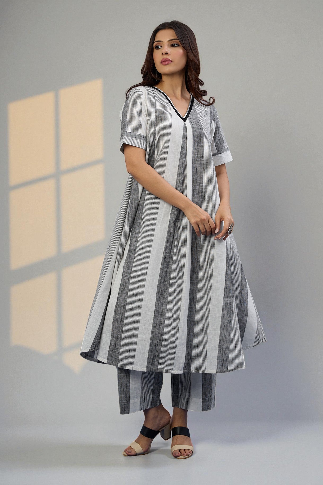 Co-ord Set Ash Bands Modern Box Pleated Cotton Kurta & Pants