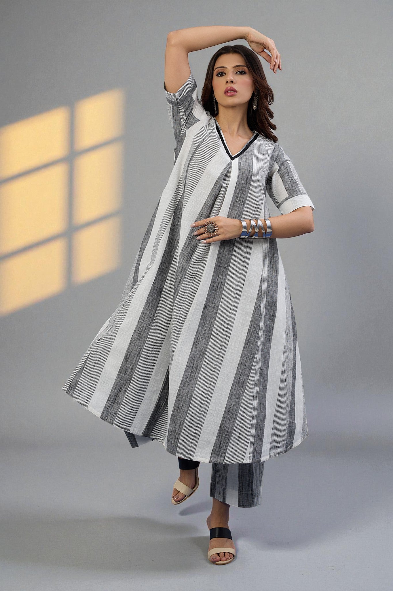 Co-ord Set Ash Bands Modern Box Pleated Cotton Kurta & Pants