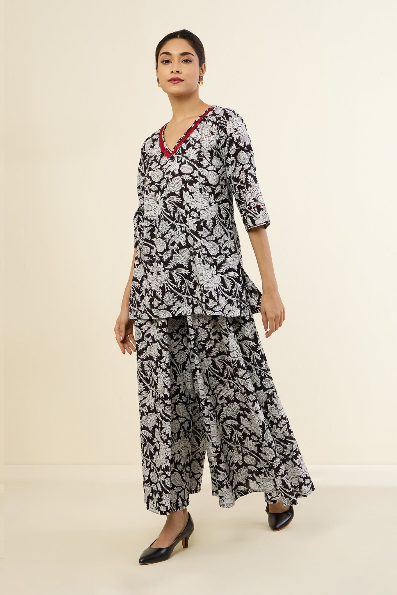 Co-ord Set Ebony Blossom Whispers Tunic & Sharara (Set of 2)