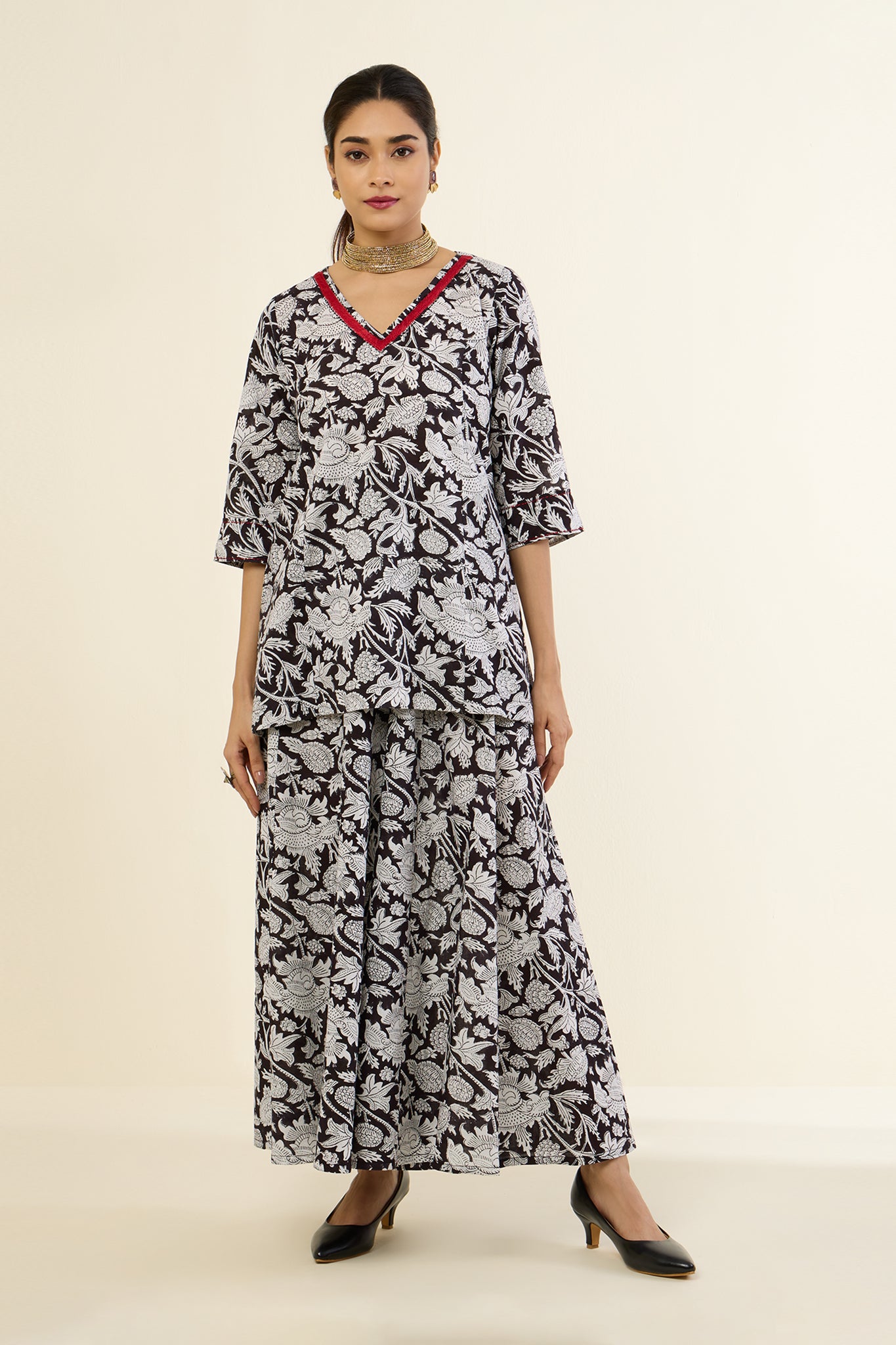 Co-ord Set Ebony Blossom Whispers Tunic & Sharara (Set of 2)
