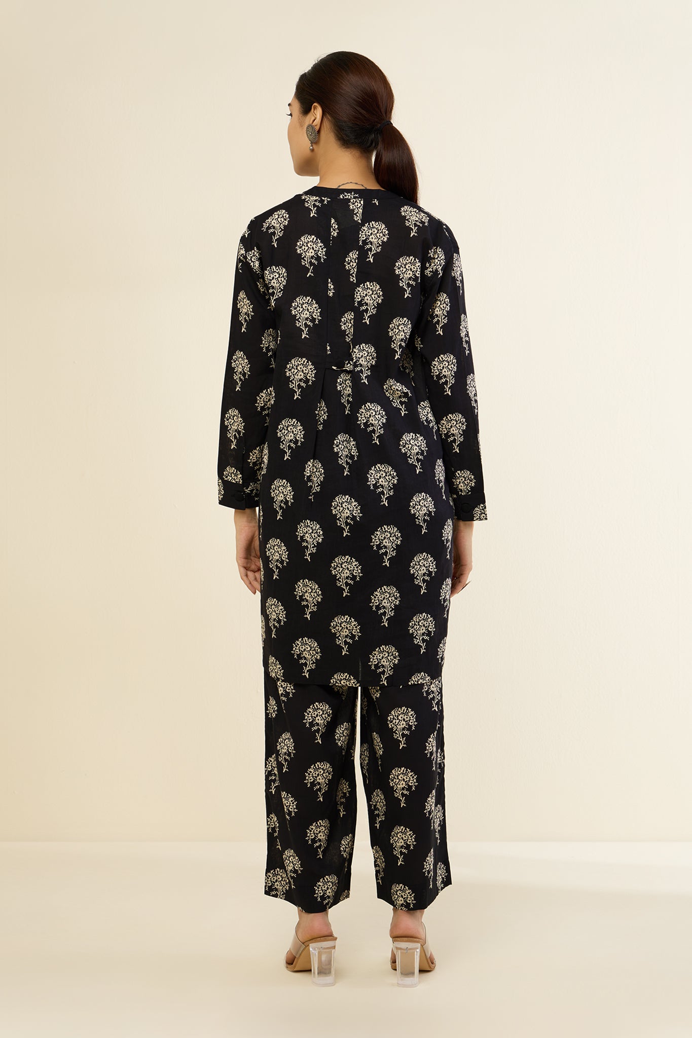 Ebony Tree Short Tunic with Sleeves
