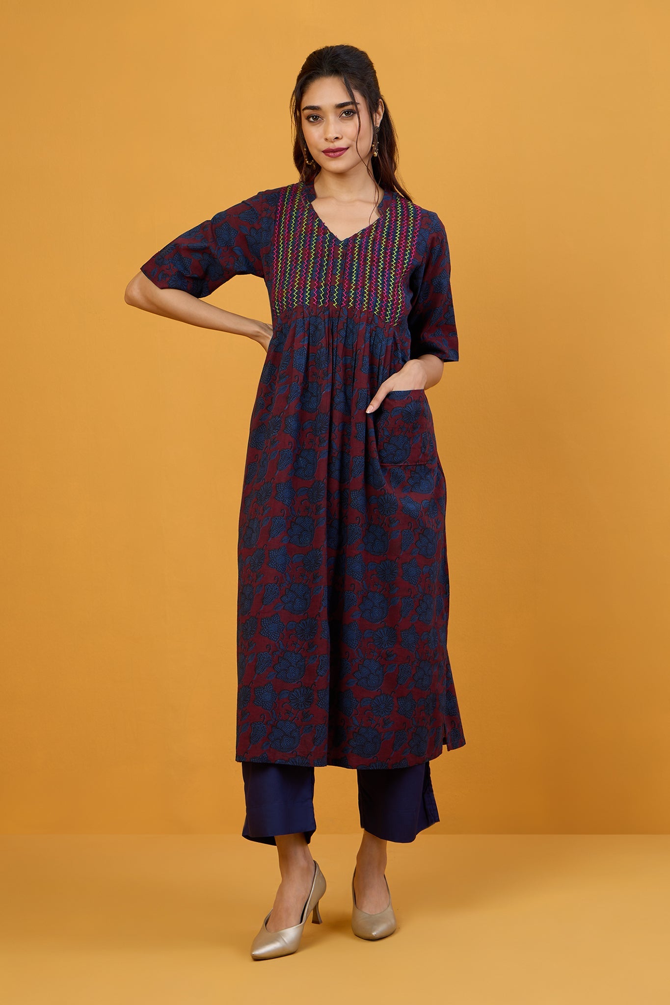 Indigo Roses Stand Collar Pintuck Kurta