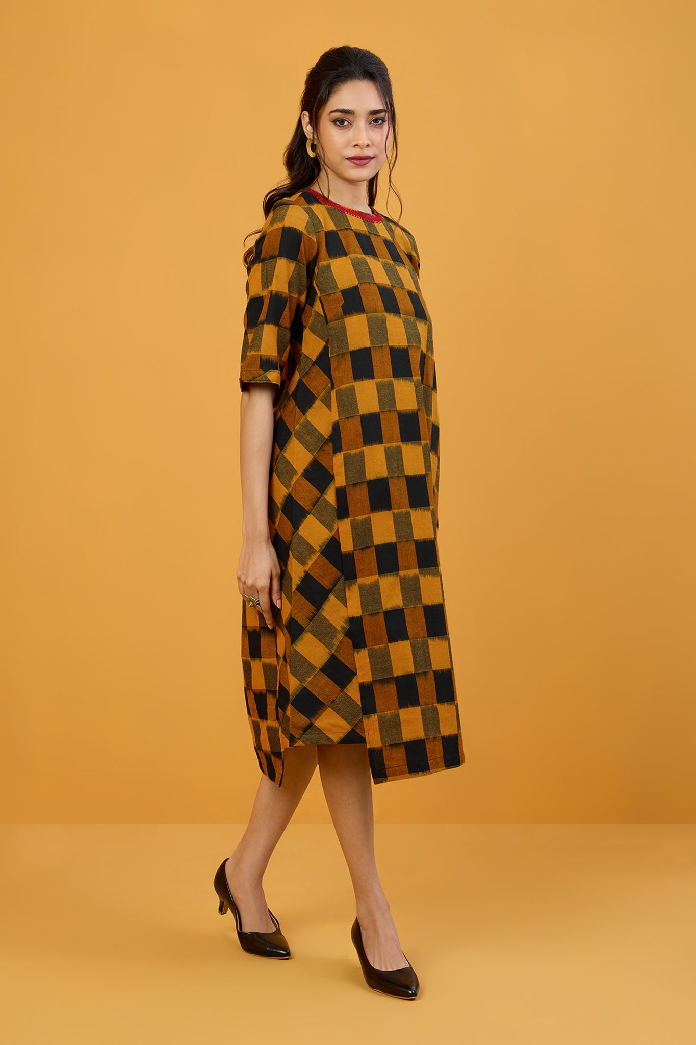 Golden Noir Checks Side Bias Shift Dress