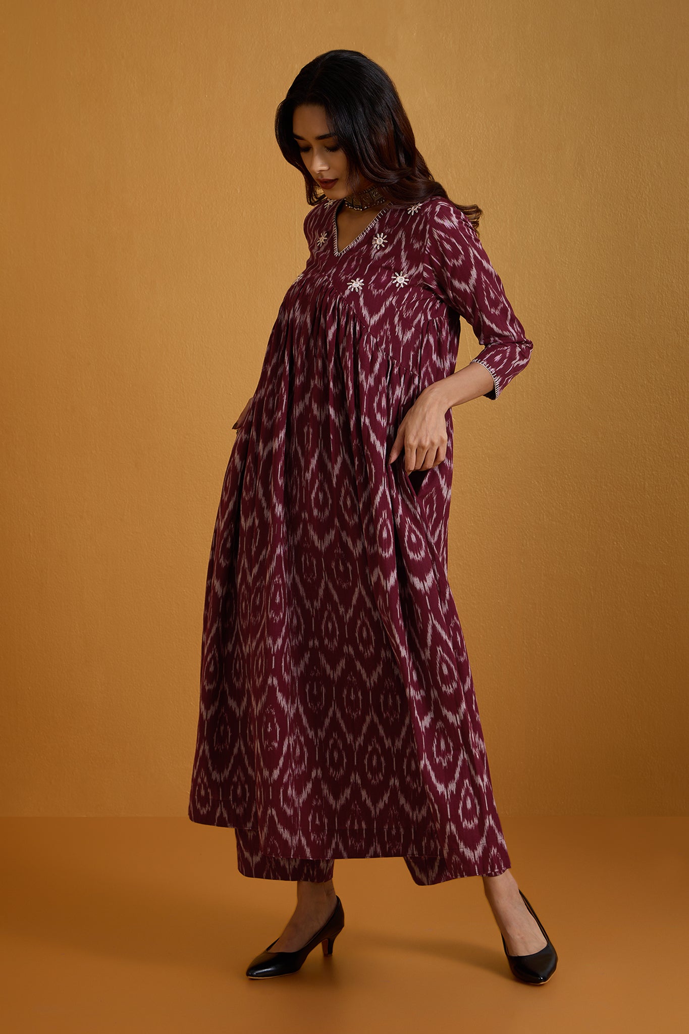 Burgundy Gaze V-Neck Gather Anarkali