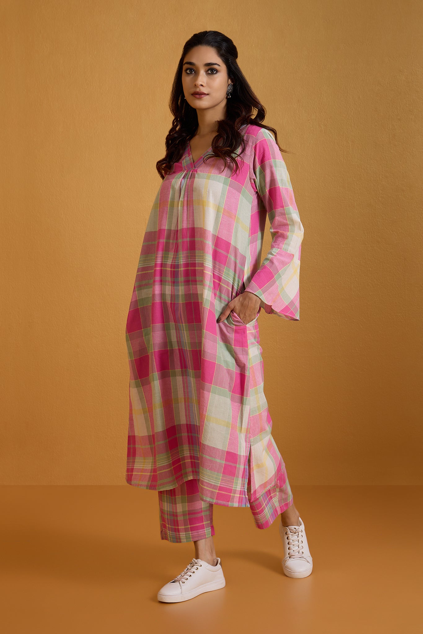 Co-ord Set Fuchsia Plaid Dream Modern Long Tunic Kurta & Pants