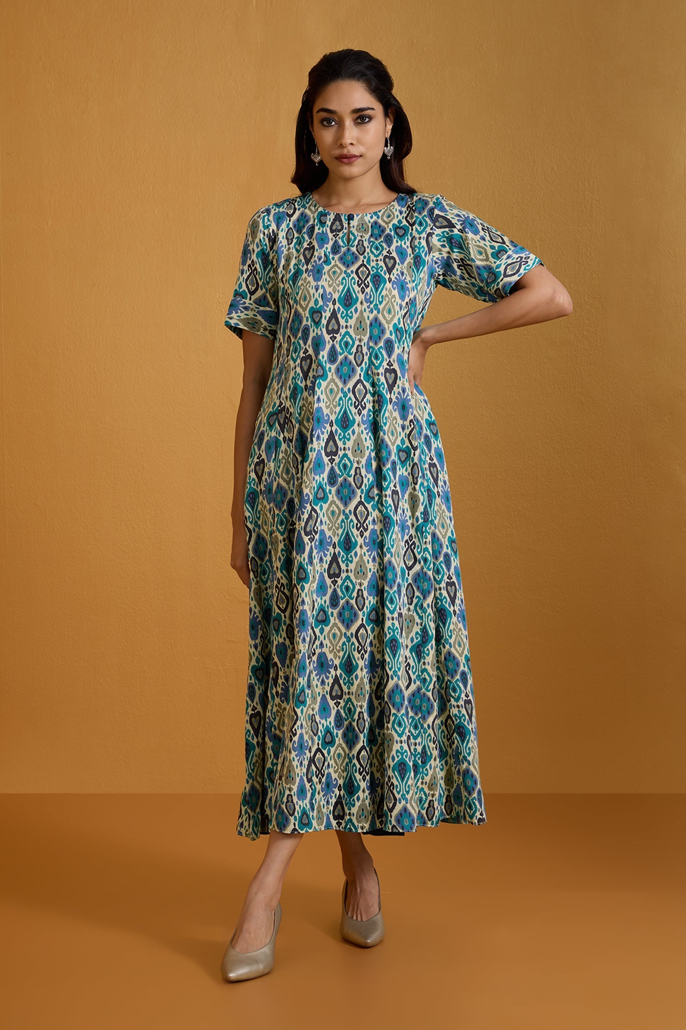 Gypsy Hues Long Maxi Dress with Sleeves