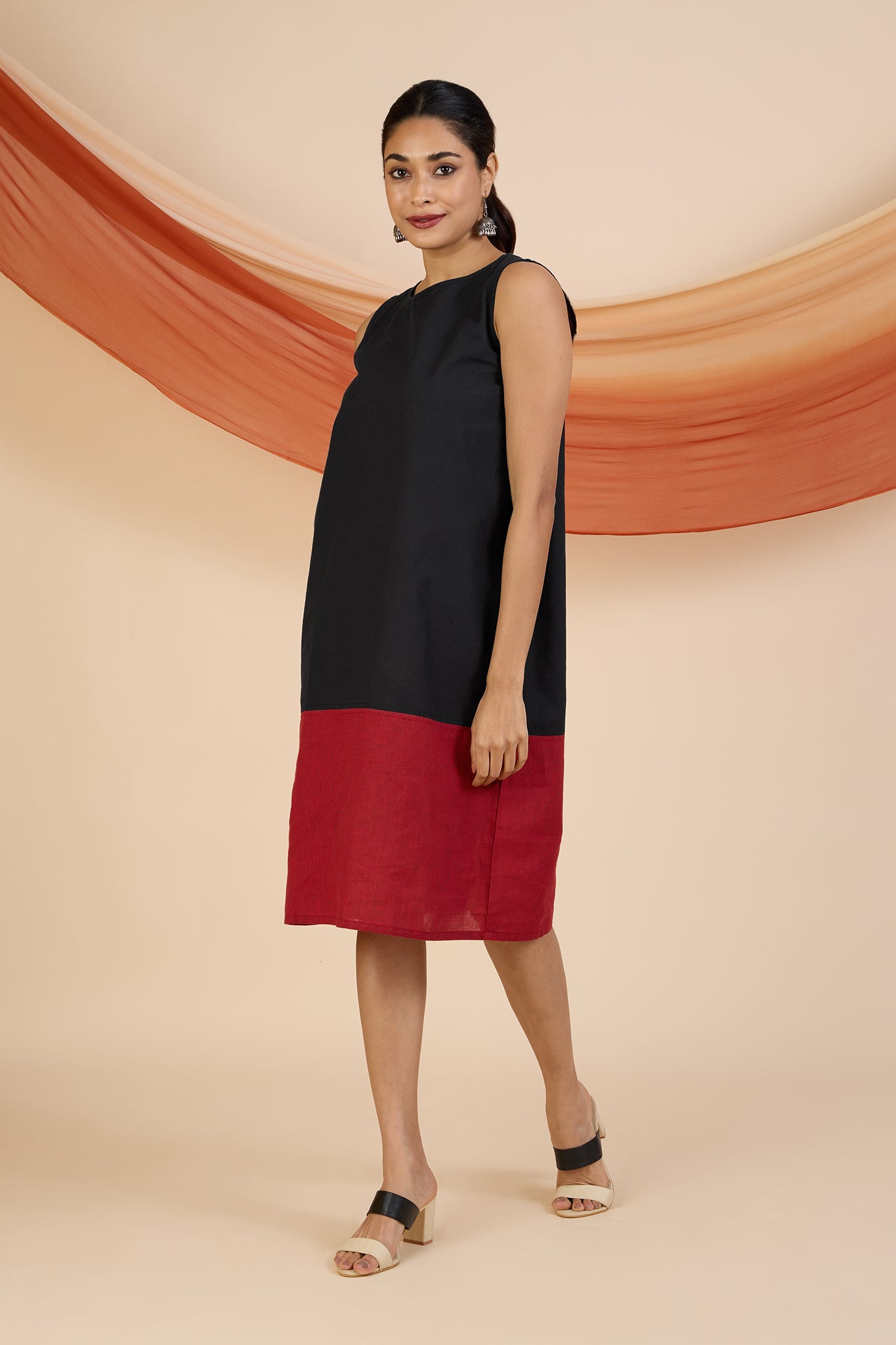 Midnight Ember Sleeveless Shift Dress