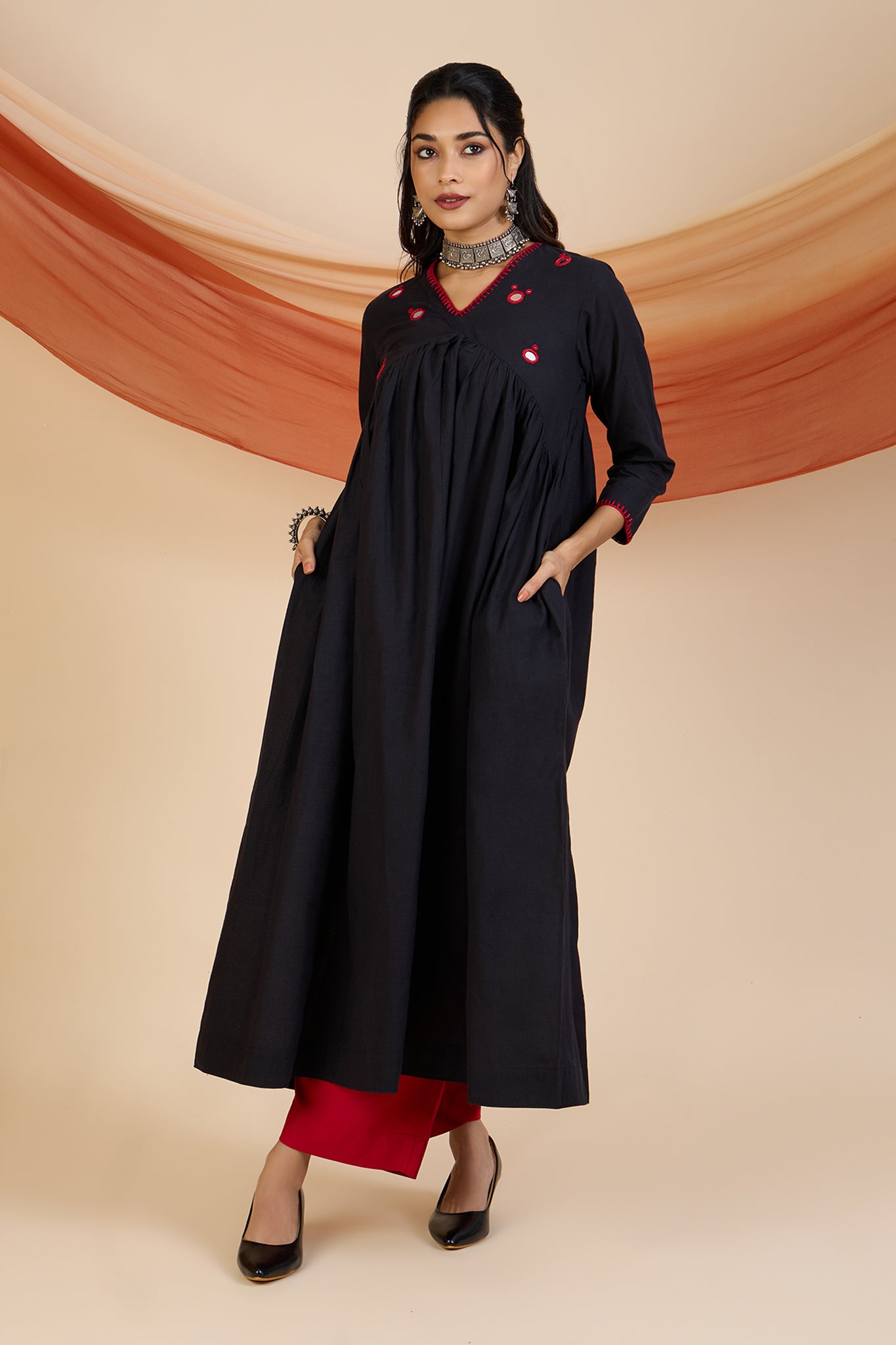 Black Rose Gleam V-Neck Gather Anarkali