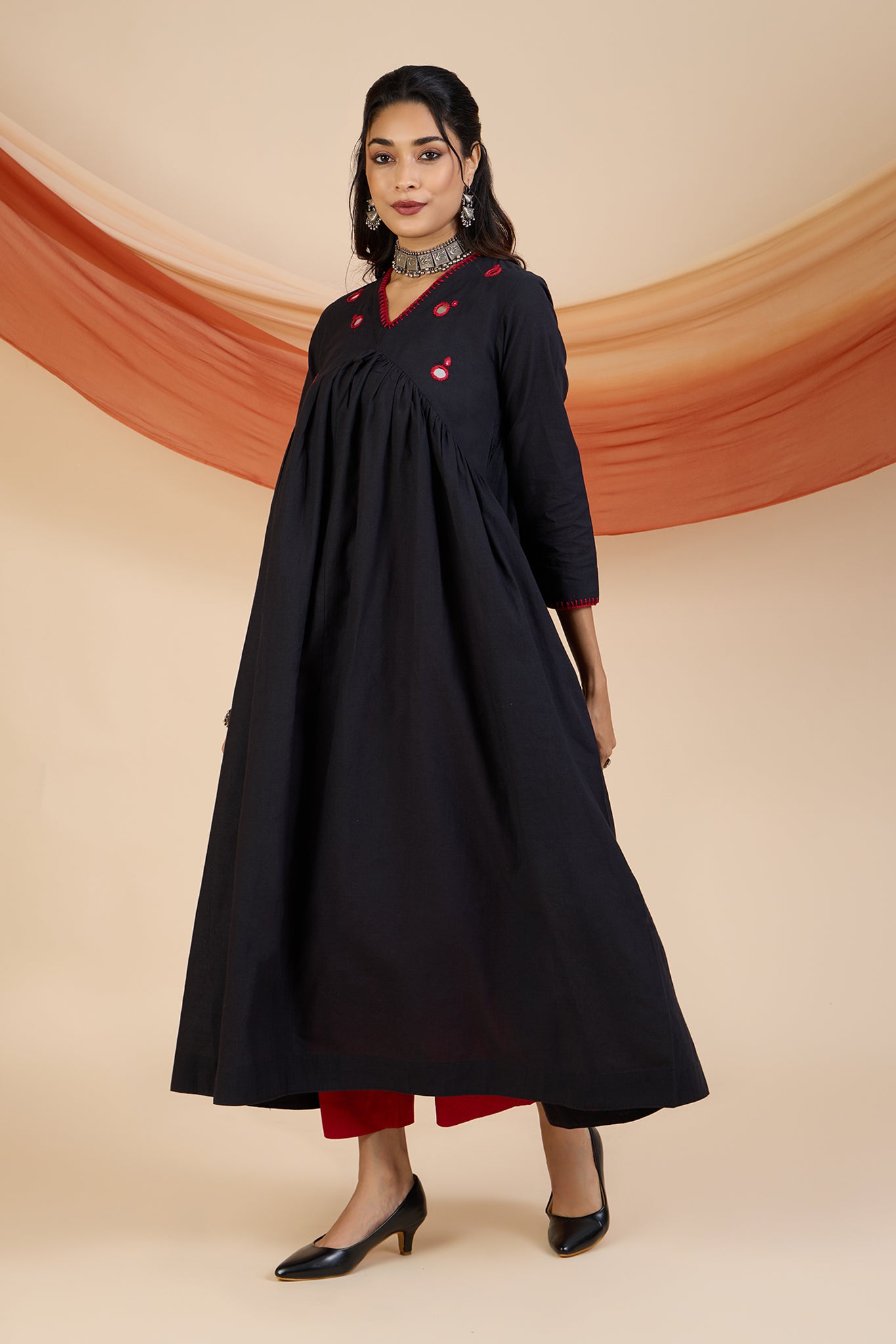 Black Rose Gleam V-Neck Gather Anarkali