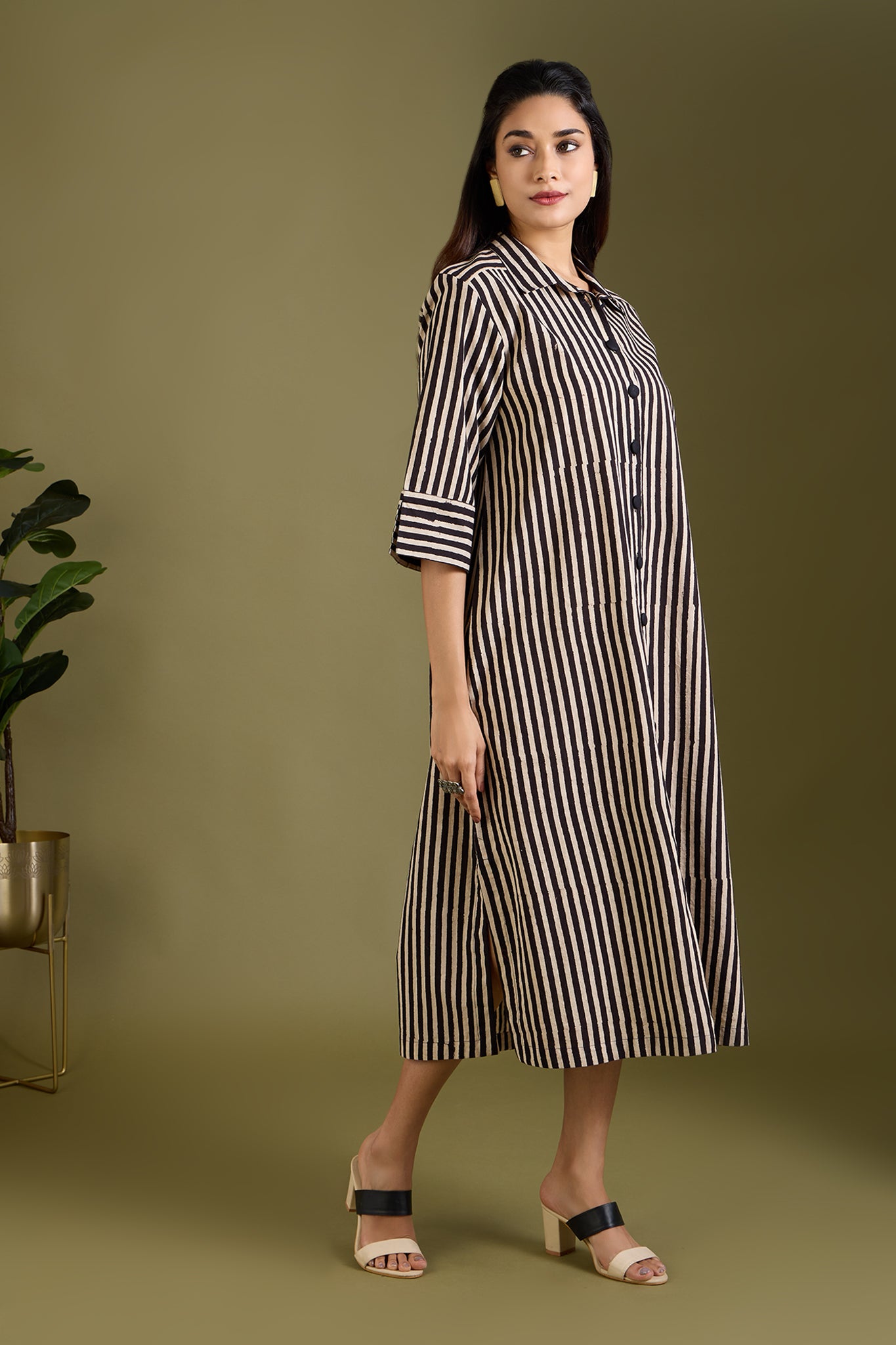 Earthy Noir Streak Long Shirt Dress