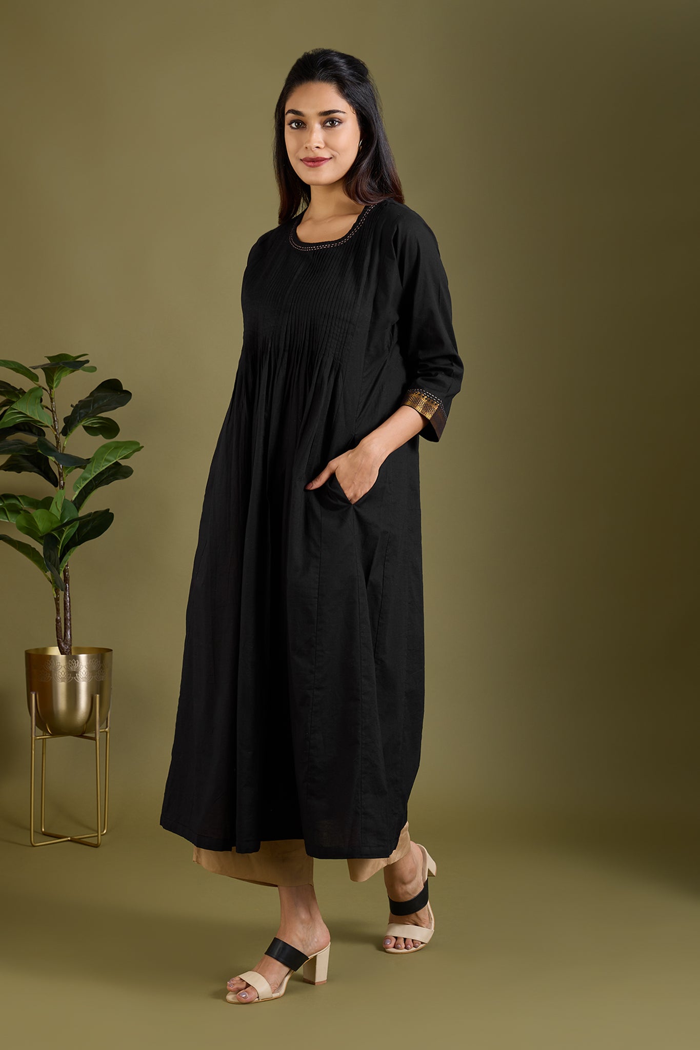 Midnight Gold Pintuck Yoke & Sleeve Kalidar