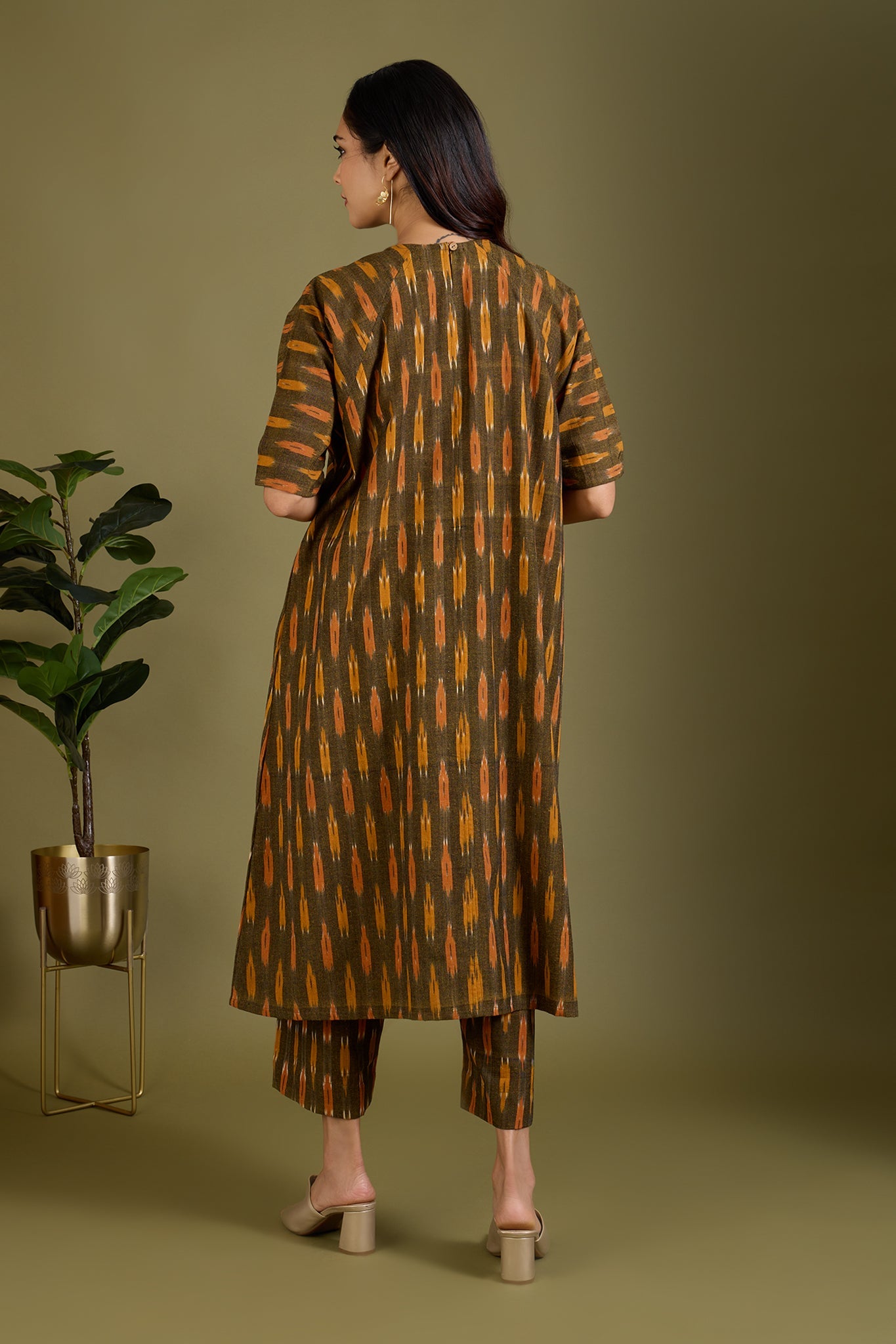 Co-ord set Cinder Glow drop shoulder tunic & pants (Set of 2)