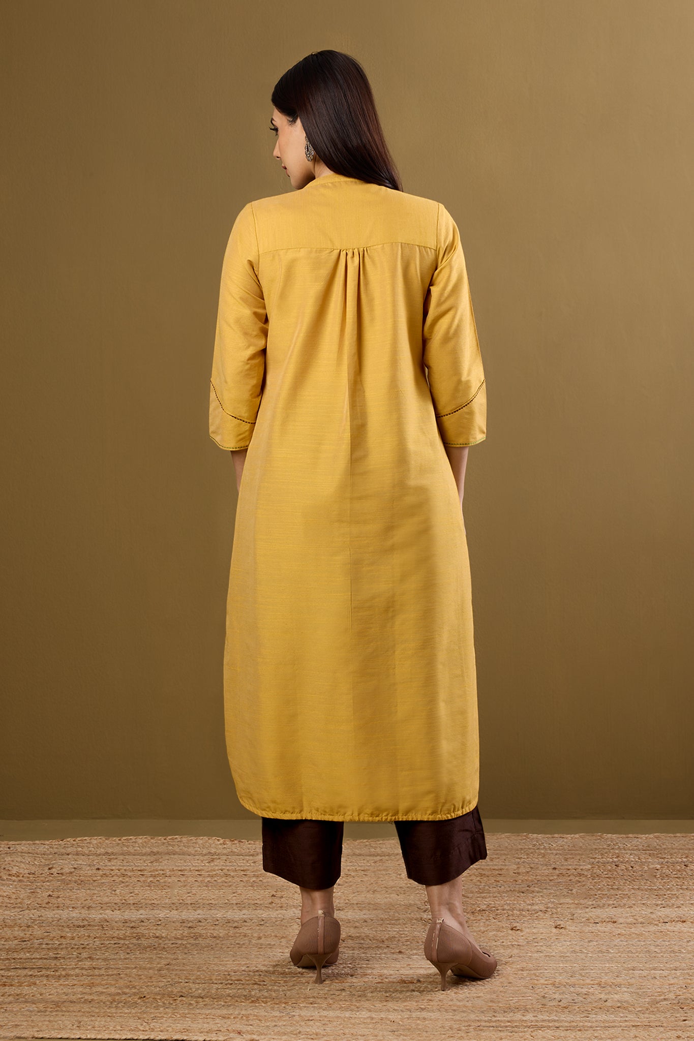 Golden Dawn Stand Collar Kurta with Round Hemline